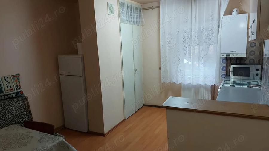 proprietar,inchiriez apartartament 2 camere Aradului - 1