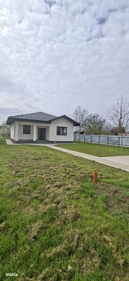 Casa cu 3 camere 80mp, teren 650 mp, intabulata centru Holboca - 12