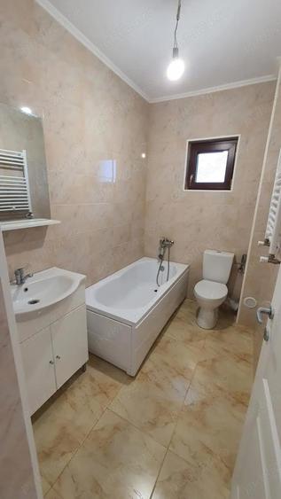 Apartament 1 camera, decomandat Lunca Ceta?uii, 32 mp, loc de parcare - 1
