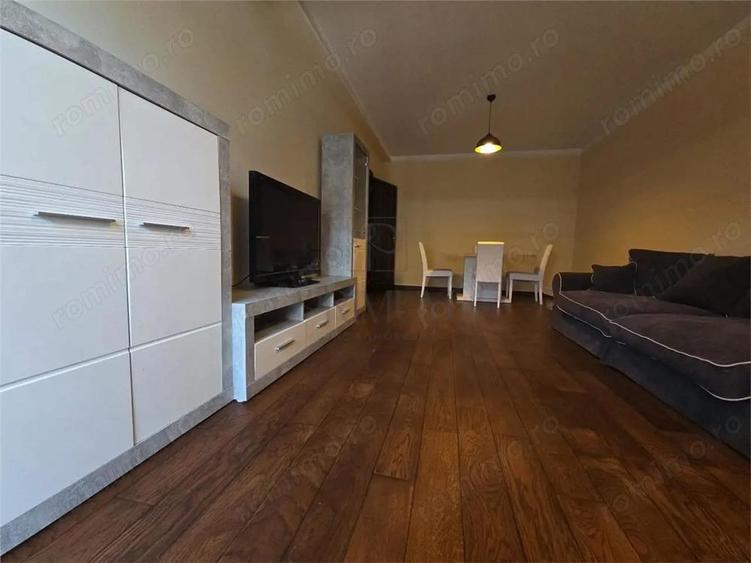 Toscana - 3 cam - mobilat - scara interioara - spatios - luminos - 16