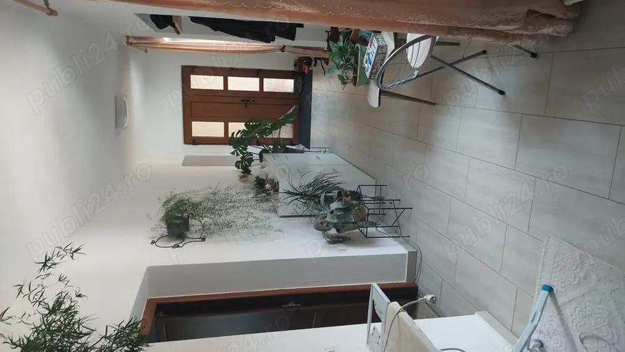 Casa la tara intr-o zona frumoasa - 2