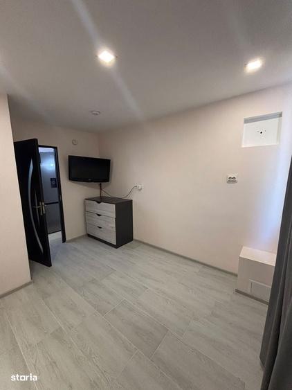 De inchiriat apartament cu 3 camere, zona liceului nr.2,mobilat,utilat - 15