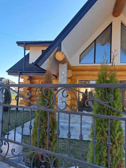 Casa speciala de vanzare , din busteni de lemn , 257.000 euro neg . - 14