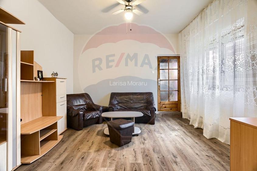 Apartament cu 3 camere de inchiriat in zona Central Apartament cu 3 camere de inchiriat in zona Central