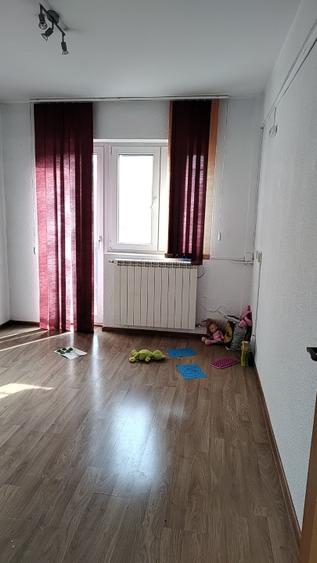 Vila – Lacul Morii / Bd. Uverturii – 9 camere, 280 mp utili | Curte 400mp - 6