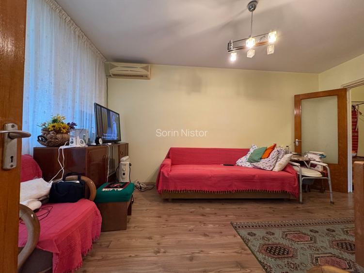 De vanzare - 3 camere 60 mp - Drumul Taberei - 450m Metrou Romancierilor De vanzare - 3 camere 60 mp - Drumul Taberei - 450m Metrou Romancierilor