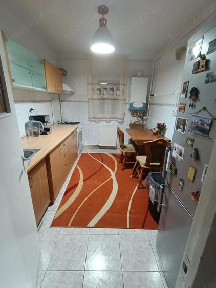 Inchiriez apartament doua camere - 5