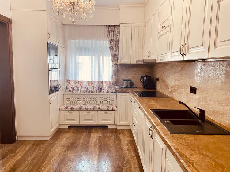 |Vila Individuala Deosebita|9 Camere|Se vinde la cheie| - 2