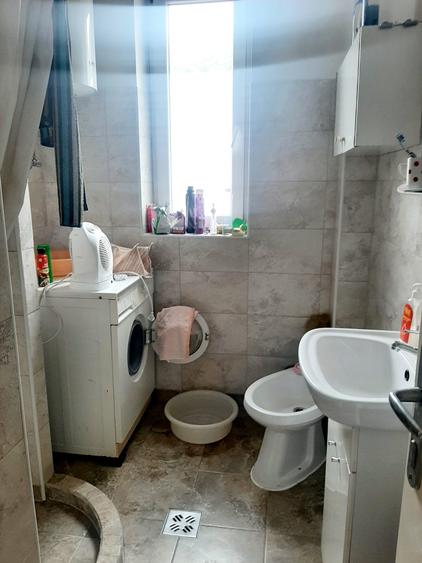 Apartament spațios  central – 120 mp construiti - 12