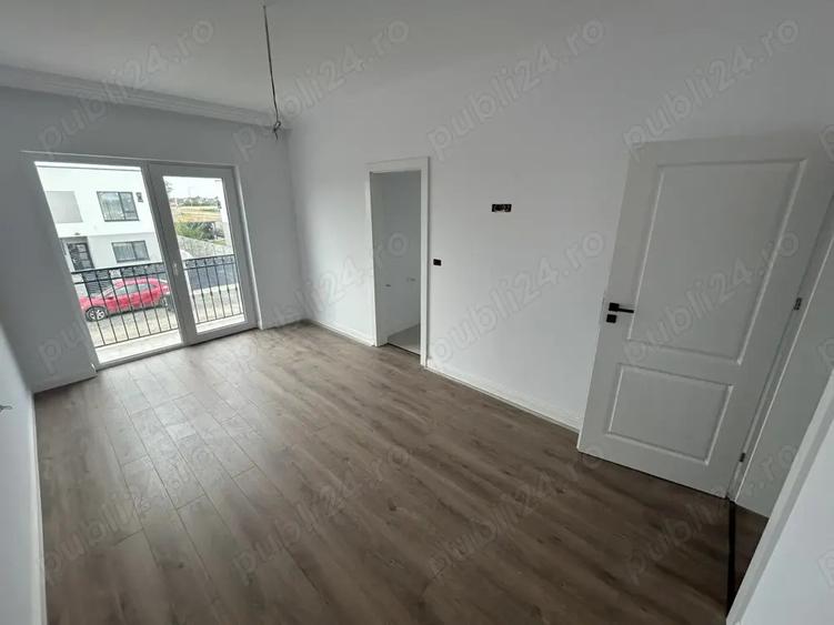 Proprietar vand duplex la cheie, liber, ocupabil imediat, 4 dormitoare, 3 bai - 8