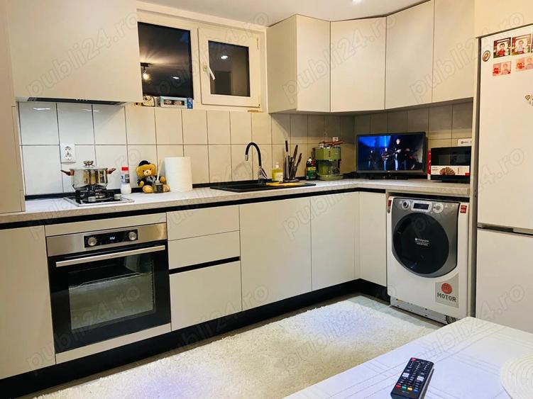 Inchiriez Vand casa in comuna Bascov stradal la 500m de Primarie - 7