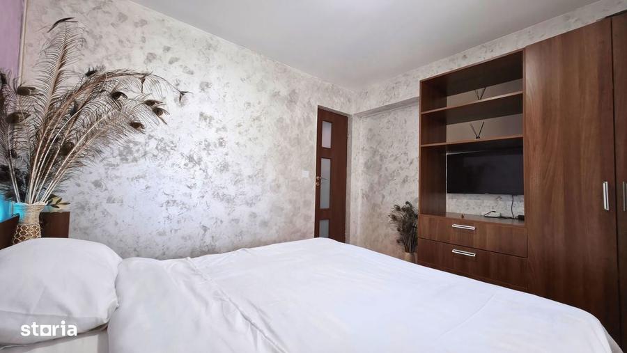 Apartament 3 Camere de Vanzare Sector 4 Centrala Proprie - 1
