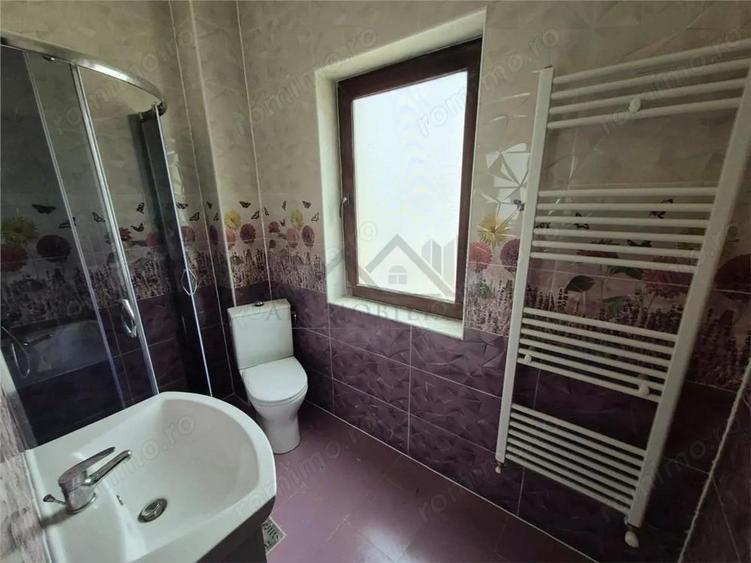 Casa de vanzare individuala cu garaj in Bucium - 6