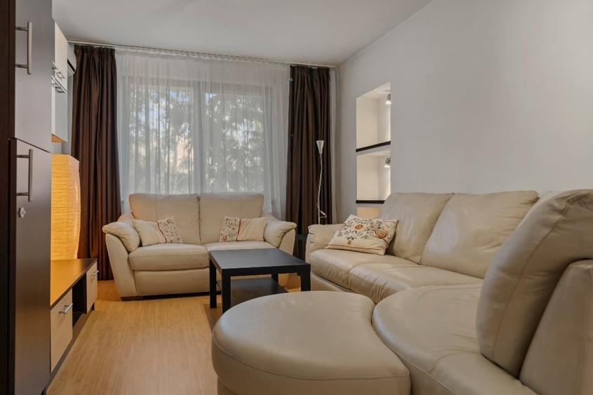 4 camere, 80,9 mp utili + balcon, Str. Oteșani - Zona Piata Obor - 1