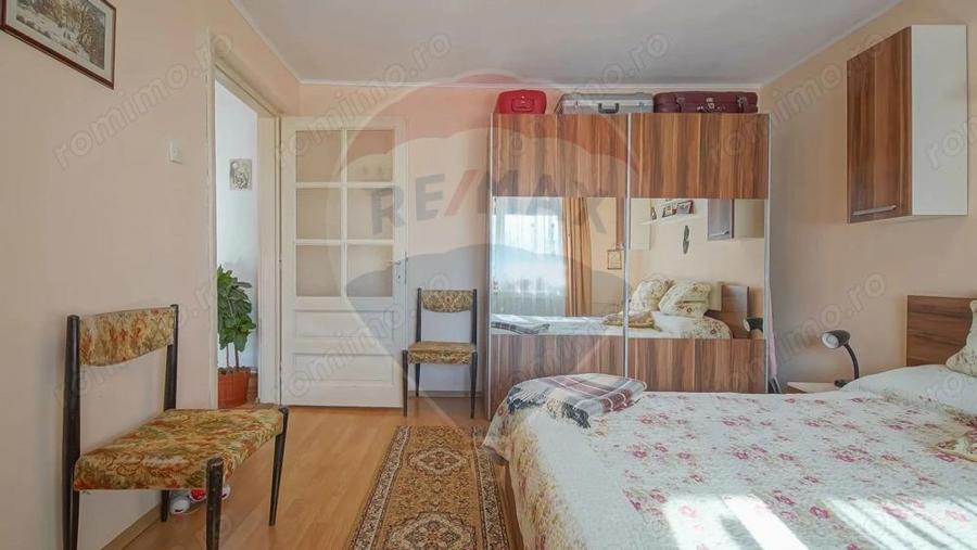 Casa spa?ioasa ?i practica, aproape natura si ora?- Cartier Darste - 13