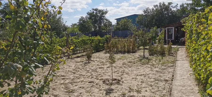 Vand casa 2 camere cu centrala gaze Sivita, judetul Galati - 4