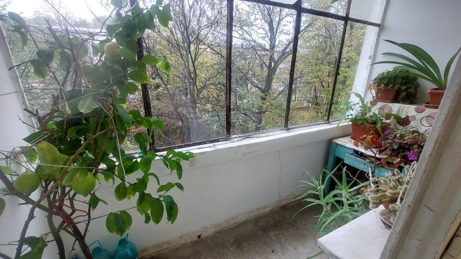 Apartament trei camere semidecomandat, etajul 3, Brazda zona Simplon - 8