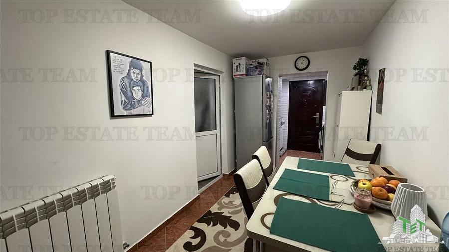 Casa individuala cu 8 camere in zona metrou Republica - 15