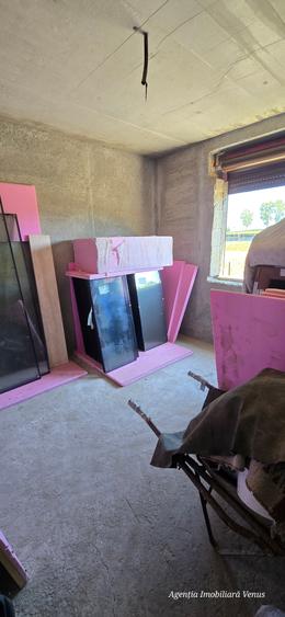 Casa de vanzare la Ipotesti! - 9