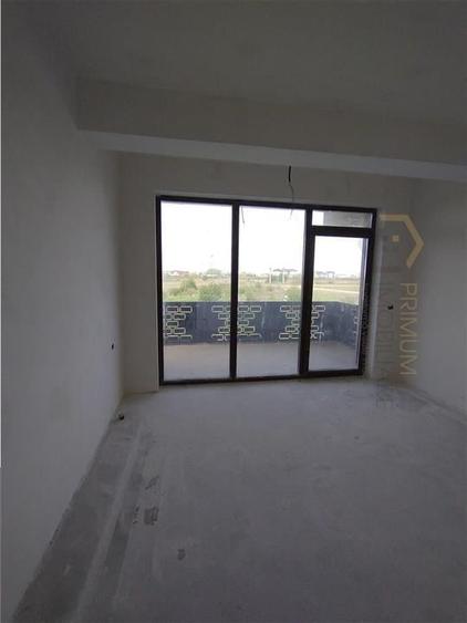 Duplex - personalizare interioara - acces auto - dormitor la parter - 5