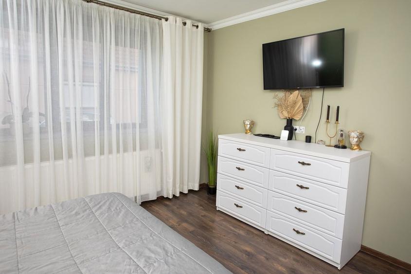 Vilă P+M, Clujului, 190 mp, teren 520 mp, singur în curte. 225 000 E - 38