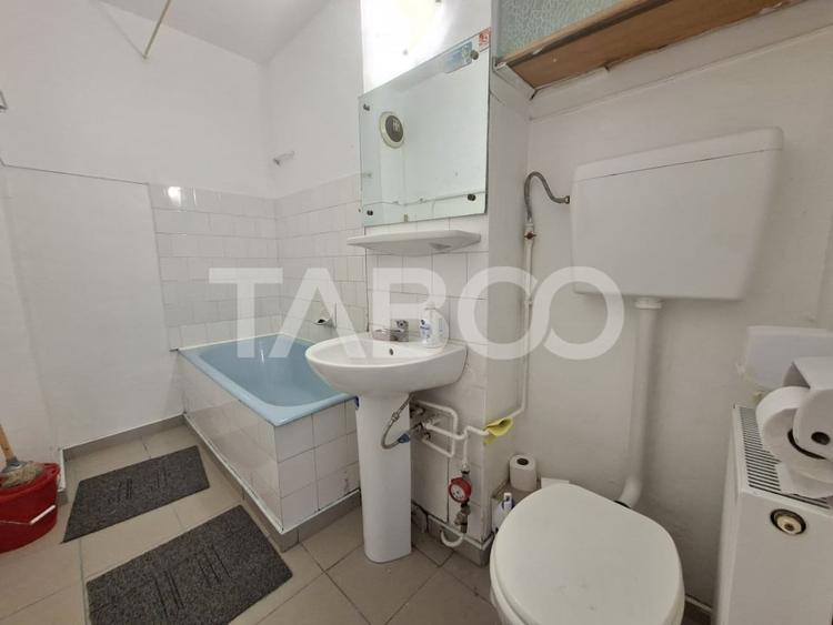 Apartament de vanzare 3 camere decomandat Mihai Viteazul bloc cu lift - 13
