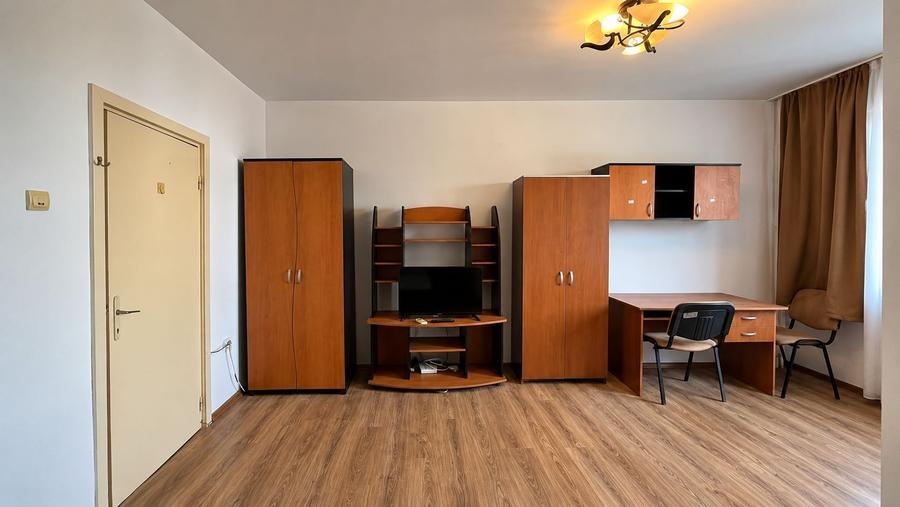 Garsonieră semidecomandată, mobilată în Complex Studențesc