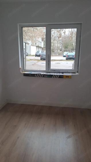 Apartament de vanzare - 3