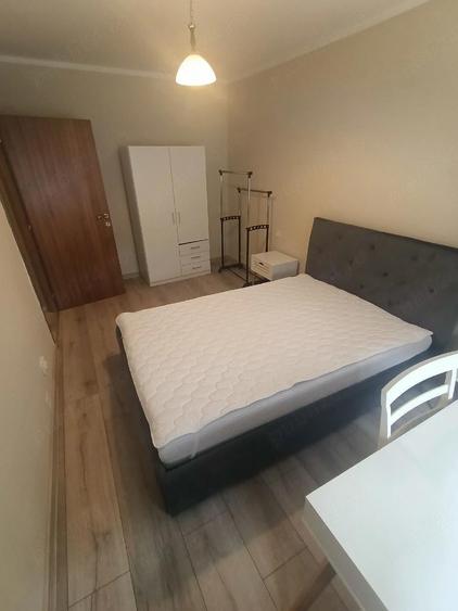Cu Centrala,In Complexul Studen?esc,Langa Stadionul Poli si Langa Novatim,Liber,380 E - 6