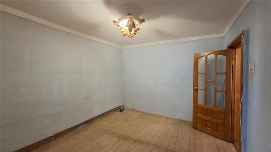 Apartament 2 camere , et 2, Ct, liber, Gara -Lic. Economic - 9