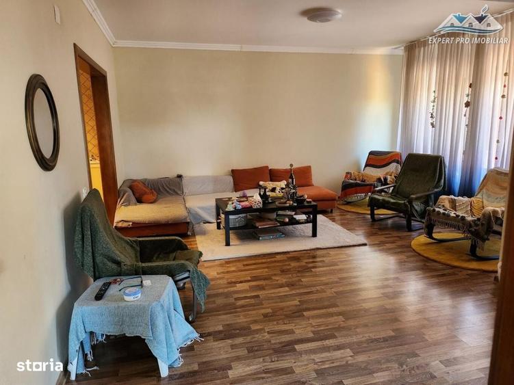 Casă cu 4 camere cu Teren 300 Mp în Dragomirești-Vale
