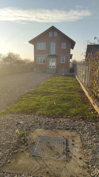 Vand casa la ro?u, construc?ie noua 2025, sat Plea?a comuna Bucov - 9
