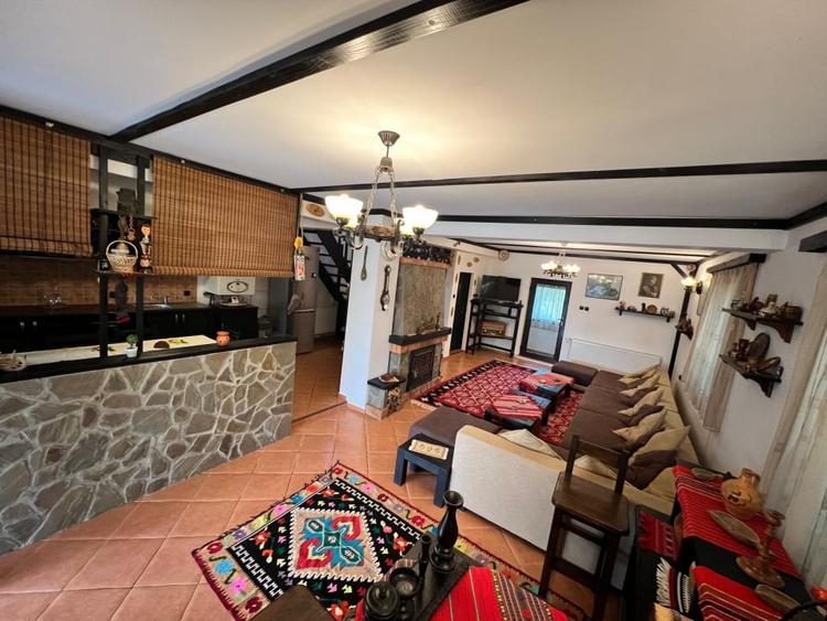 Prahova, casa mare P+1+M- 193 mp construiti cu teren 1593 mp in Brebu, - 6