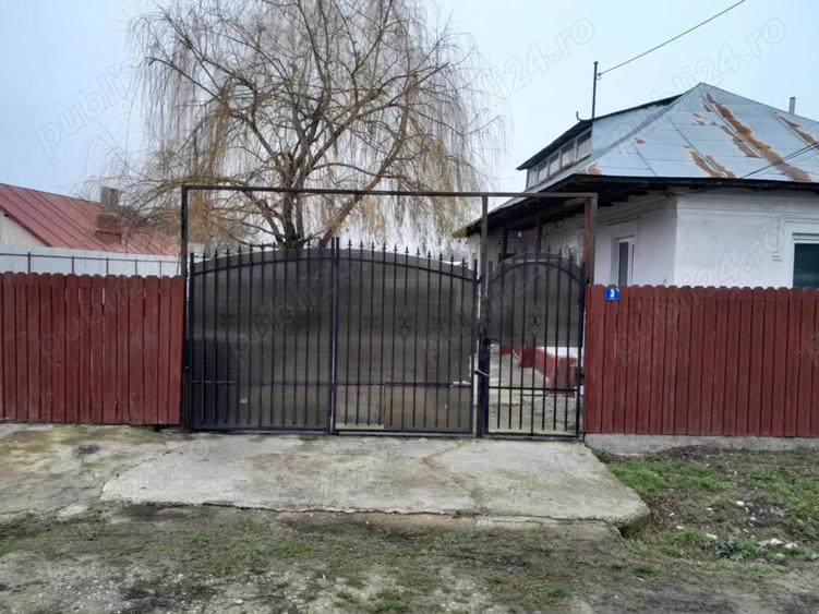 Casa de vinzare tariceni - 1