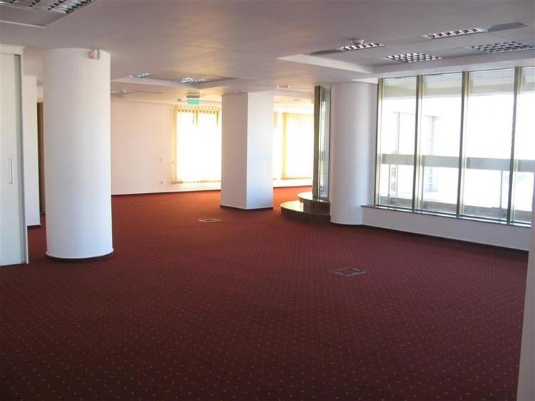 Cladire de birouri inchiriata zona centrala - 4