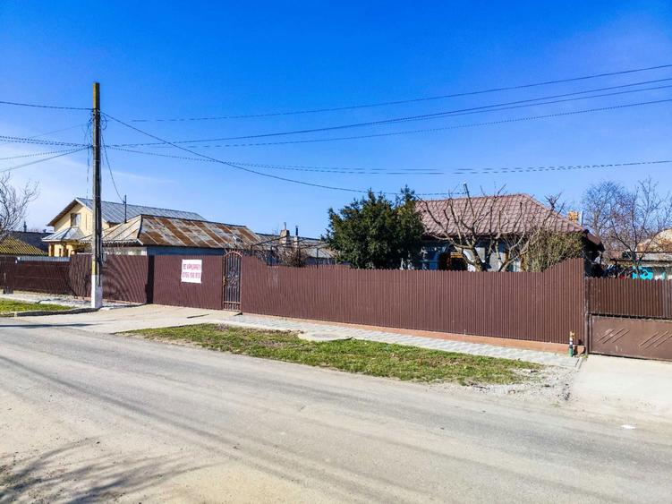 Casa de Vanzare - 4 camere - teren 905mp Mobilata - Utilata - Gropeni - 1