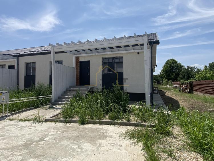 Oportunitate | 4 camere | 200 mp teren | La cheie - Domnesti - 1