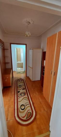 Inchiriez apartament 2 camere - 8