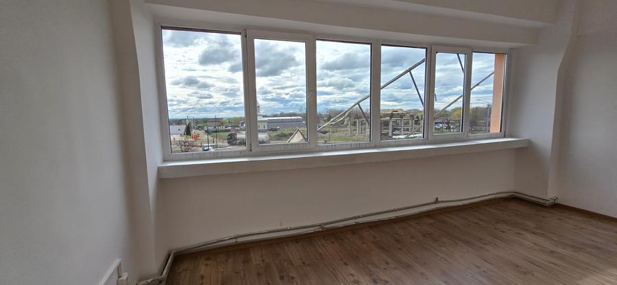 Spatiu de birouri, cabinete medicale, clinici, etc. - 30