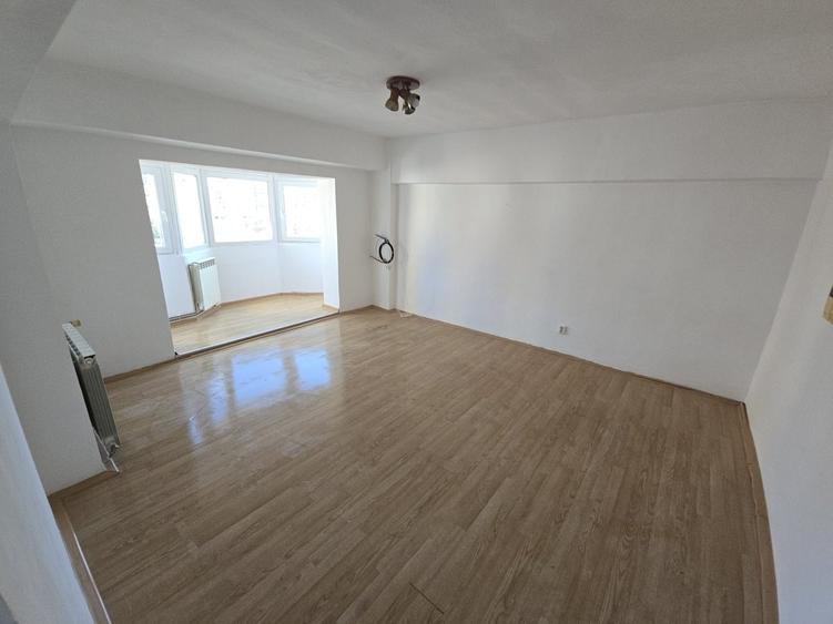 Resita Apartament cu o camera (garsoniera) ultracentral in Resita - 6