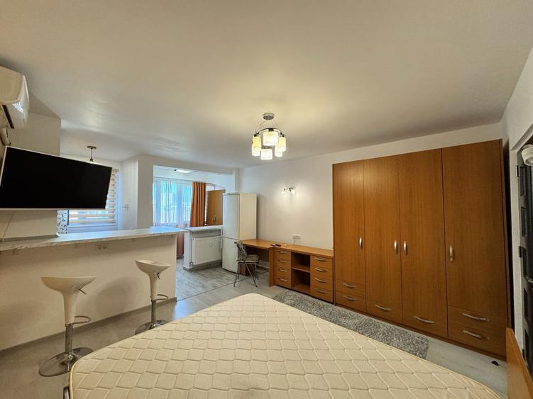 [INCHIRIERE] Garsoniera 32mp str. Baicului 1 - 6