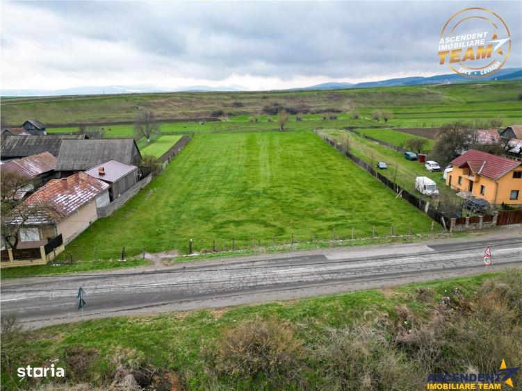 FILM!Potential rezidential investitional: 8.000 mp intravilan construi - 1