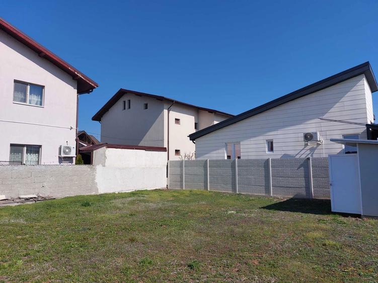 Proprietar,vand teren 332mp - 8