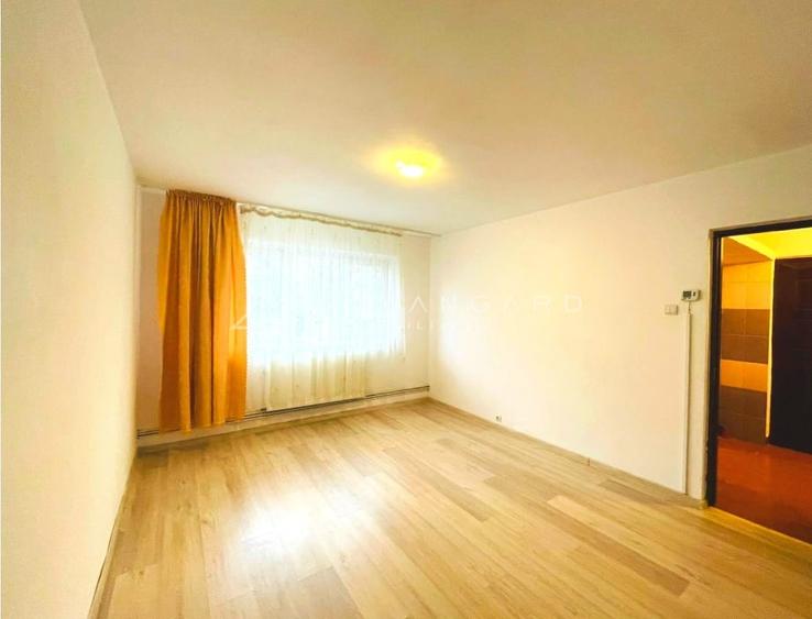 | Apartament 3 camere | 52 mp | Parcare | Manastur | - 1