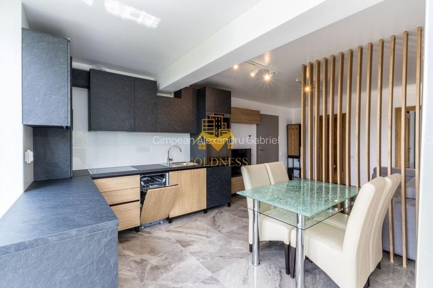 Apartament cu 3 camere semidecomandat, mobilat în Gheorgheni Apartament cu 3 camere semidecomandat, mobilat în Gheorgheni