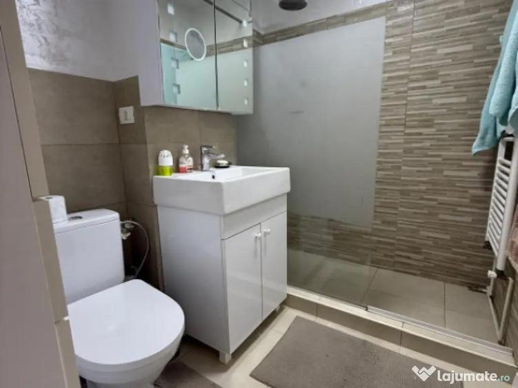 Apartament 3 camere, 75 mp, zona Corni?oiu - 1