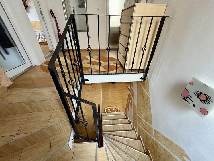 Casa de inchiriat Santandrei - 1