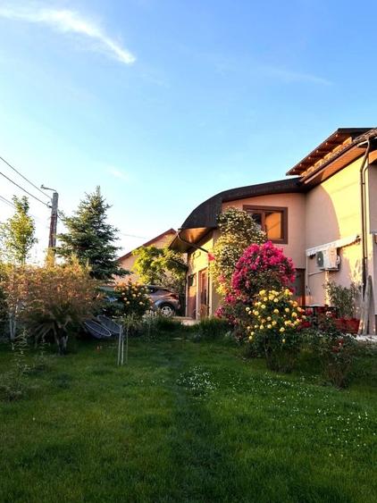 Vila 11 camere de vanzare in Navodari, zona Vest - 1