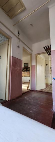 Garsoniera "la casa" , in cartier Noua, suprafata utila 45 mp, teren 138 mp! - 2