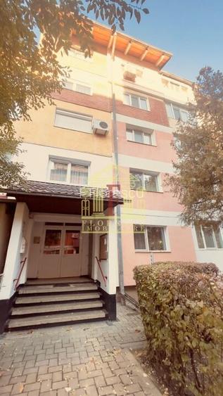 Apartament cu 3 camere!
